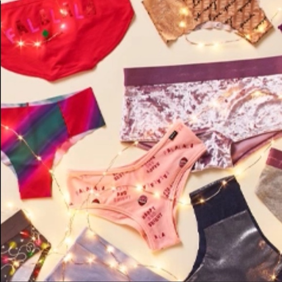 🛍VS Pink Panty Bundles 🛍 - Picture 6 of 10